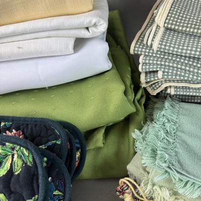 1342 Large Table Linen Lot