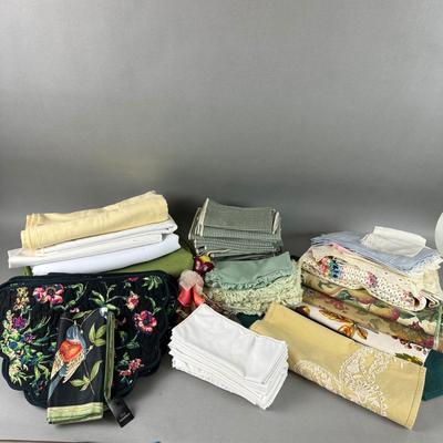 1342 Large Table Linen Lot