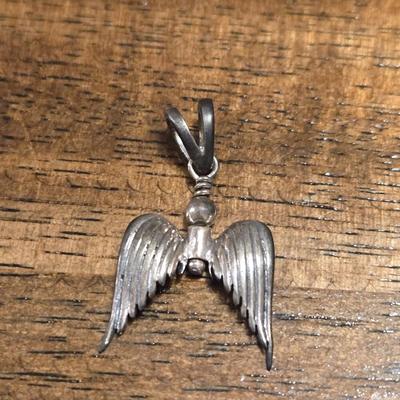 New Sterling Silver Swivel Angel Wings Pendant