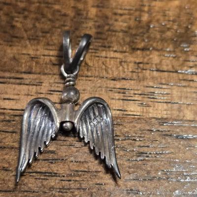 New Sterling Silver Swivel Angel Wings Pendant