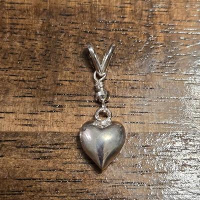 New Sterling Silver Puff Swivel Heart Pendant