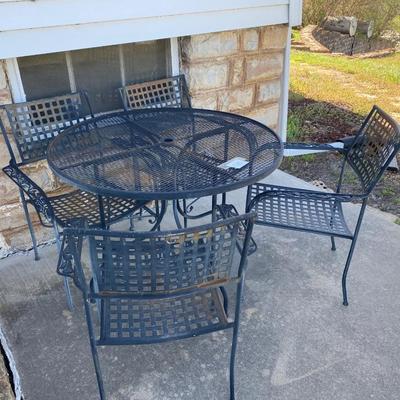 Outdoor Table and Chairs