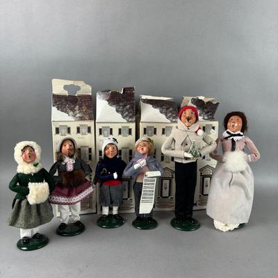 DR1336 Set of 7 Byers' Choice Carolers
