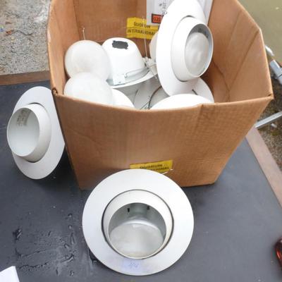 8 Pieces of Can Light Trim