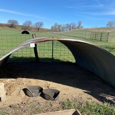 Small Loafing Barn on Skids