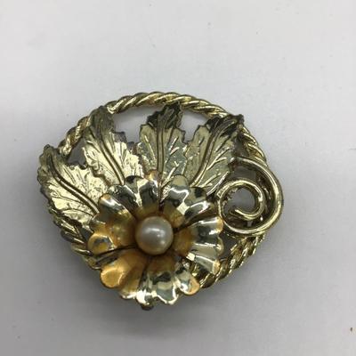 Leaf and flower pin