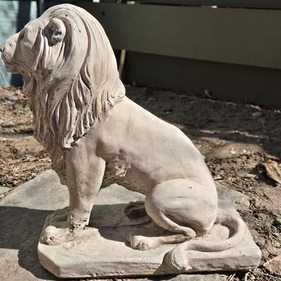 Heavy Cement Lion