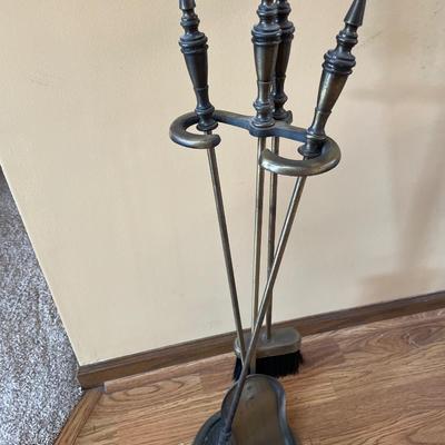 Small fire place cleaning tools with holder