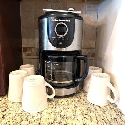 K305 Kitchen Aid Coffee Maker & Mugs