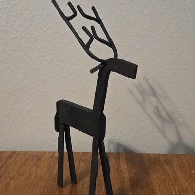 Vintage Metal Reindeer