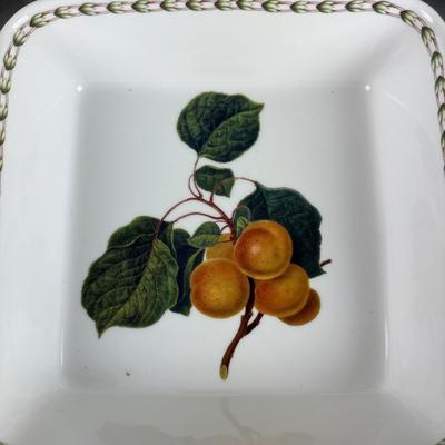 K320 Pomona Portmeirion Serving Dishes with Queen's Hookers Square Dish