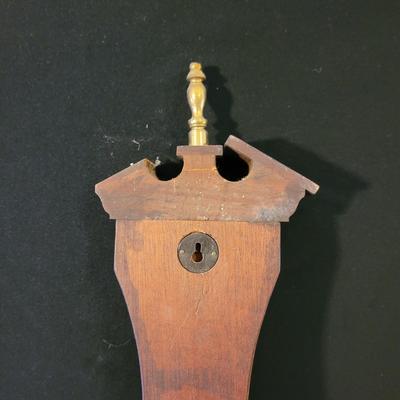 Mahogany Barometer (D-CE)