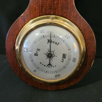 Mahogany Barometer (D-CE)