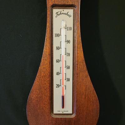 Mahogany Barometer (D-CE)