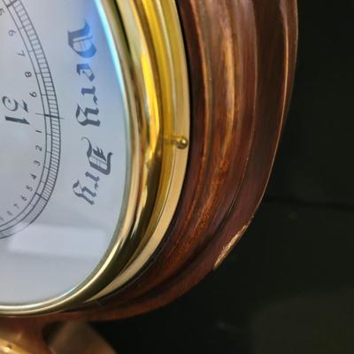 Mahogany Barometer (D-CE)