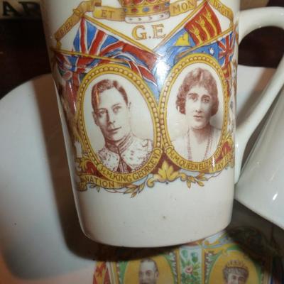 British Royal Family Commemorative Cups and Plates- Five Pieces