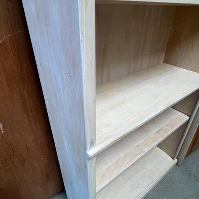 1 Wood Book Shelf â€˜Câ€™. (3 of 3)