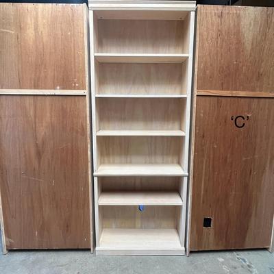 1 Wood Book Shelf â€˜Câ€™. (3 of 3)