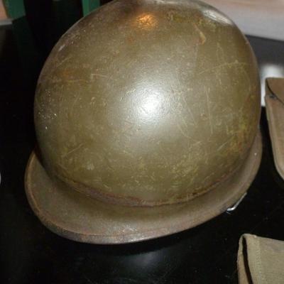 Collection of Militaria
