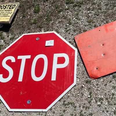 Sign Lot