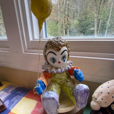 Lot of Six Assorted Clowns Figurines and Dolls
