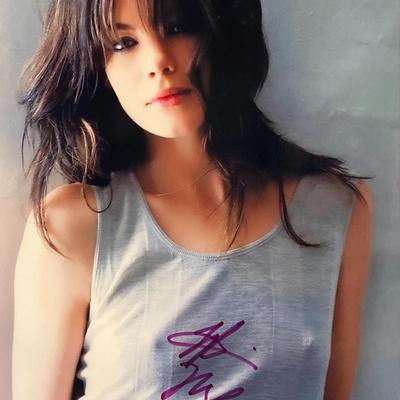 Michelle Monaghan SIgned Photo
