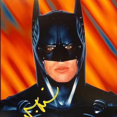 Batman Forever Val Kilmer Signed Photo. GFA Authenticated