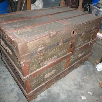 Steamer Trunk- Approx 36" x 24" x 21" Deep