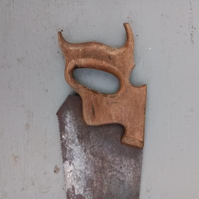 ANTIQUE HAND SAW