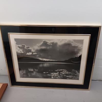 FRAMED BLACK & WHITE SCENERY PHOTO PLUS 2 OTHER PICTURES