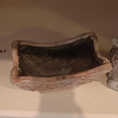 CONCRETE LAMB YARD ART AND A PLANTER