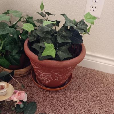 METAL TRIPLE CANDLE HOLDER WITH FAUX ROSES AND FOLIAGE