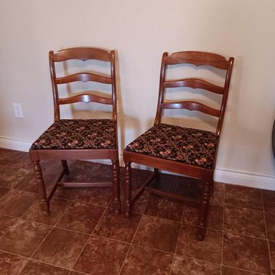 2 QUALITY DINING CHAIRS AND 1 ARM CHAIR