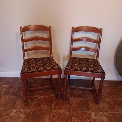 2 QUALITY DINING CHAIRS AND 1 ARM CHAIR