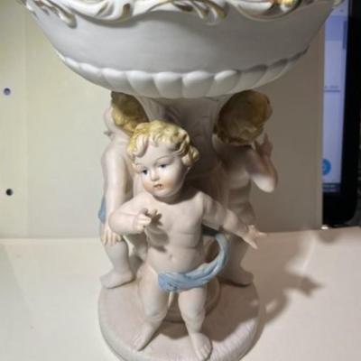 Vintage Cherub Porcelain Pedestal Compote/Bowl. Highly detailed and in VG Preowned Condition. No chips or Cracks and all fingers intact....