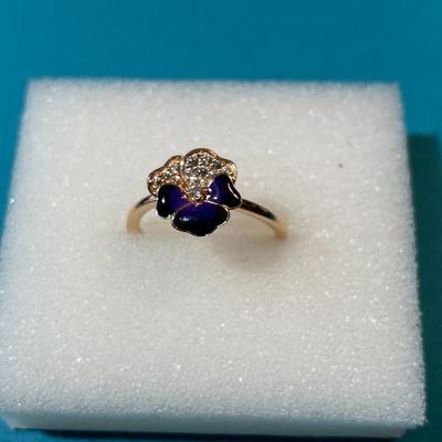 Pandora "Ale Met" Dainty Designer Cocktail Ring Size 6-1/4 in VG Preowned Condition.