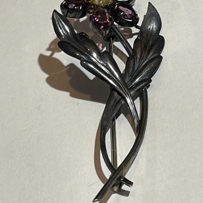 Vintage Symmetalic Sterling & 14k Amethyst Flower Brooch/Pin in VG Preowned Condition.