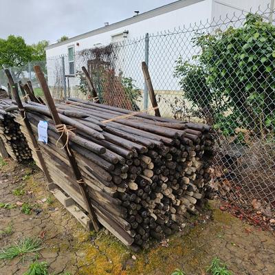 12 pallets Wood stakes