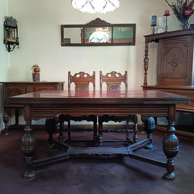 LOT 1: J.B. Van Sciver & Co Dining Table and Chairs Set