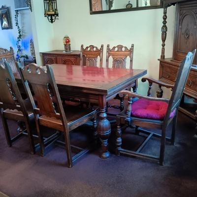 LOT 1: J.B. Van Sciver & Co Dining Table and Chairs Set