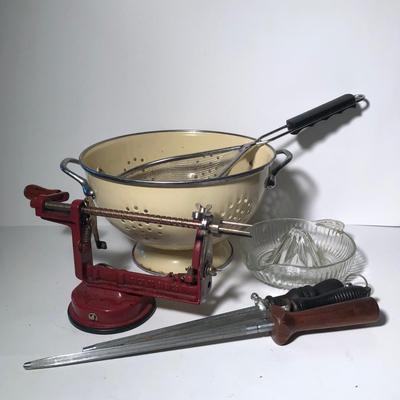LOT328L: Vintage Kitchen Collection - Peel Away Apple Peeler, Colander, Glass Juicer & More