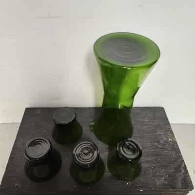 Avocado green beaker decanter set