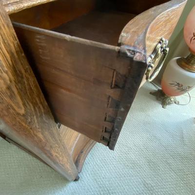 Antique Tiger Oak Six-Drawer Dresser