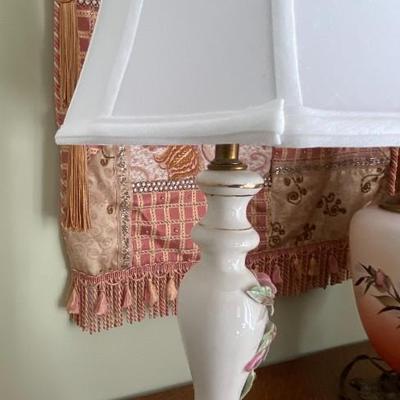 Vintage Porcelain Rose Lamp