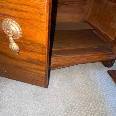Antique Tiger Oak Wash Stand