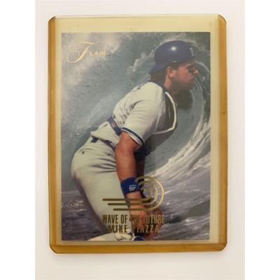 Mike Piazza Wave of the Future Flair Baseball Card