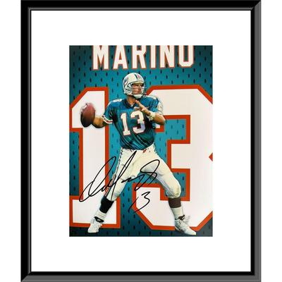 Miami Dolphins Quarterback Dan Marino signed photo