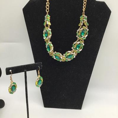 Vintage Necklace and earring set