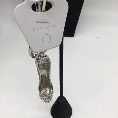 High heel shoe key chain charm