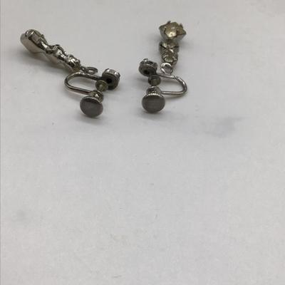 Vintage Rhinestone clip on Earrings